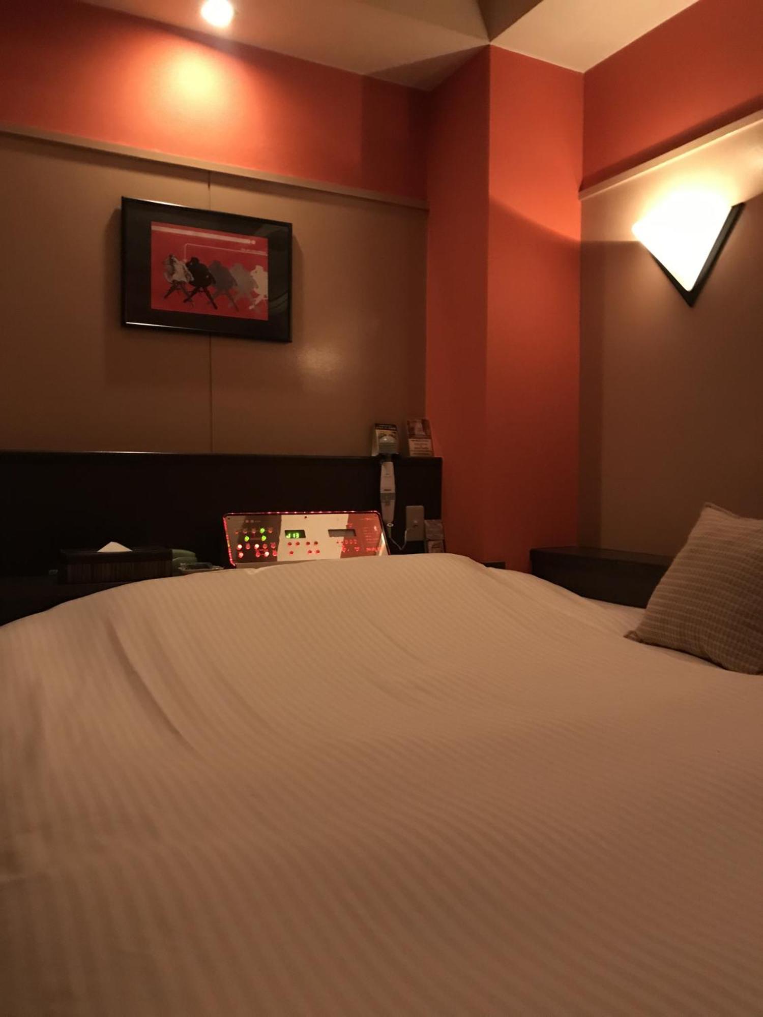 האצ'יוג'י Applehotel ーadult Onlyー מראה חיצוני תמונה
