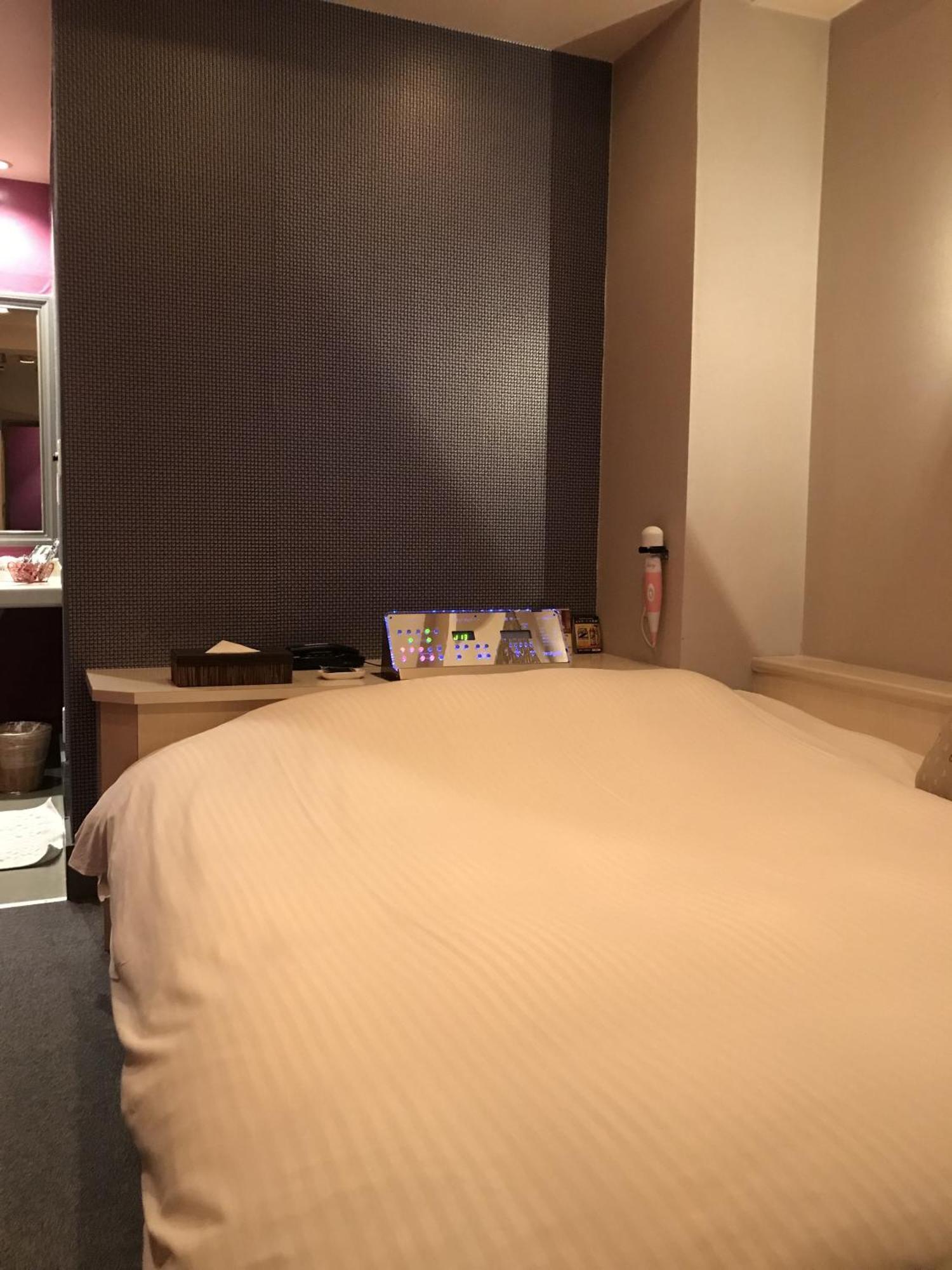 האצ'יוג'י Applehotel ーadult Onlyー מראה חיצוני תמונה